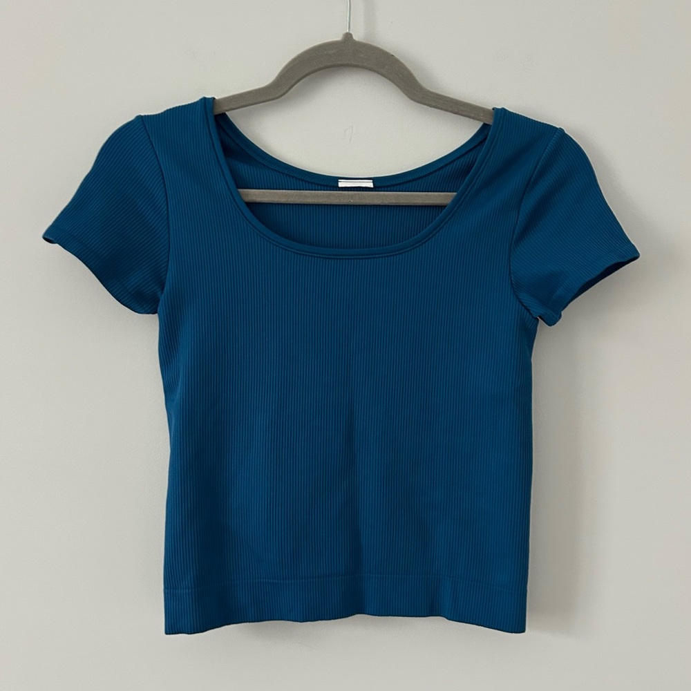 Athleta Aurora Ribbed Seamless Short Sleeve Workout Gym Cropped Top Royal Blue M
